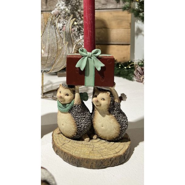 Lysestage - pindsvin med gave