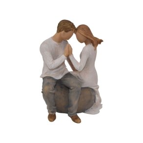 Figur - siddende par p sten