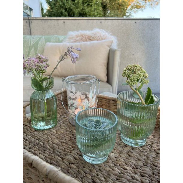 La Vida Fyrfadsstager grn farvet glas i rillet mnster