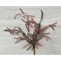 Rosa blomst med grnne blade