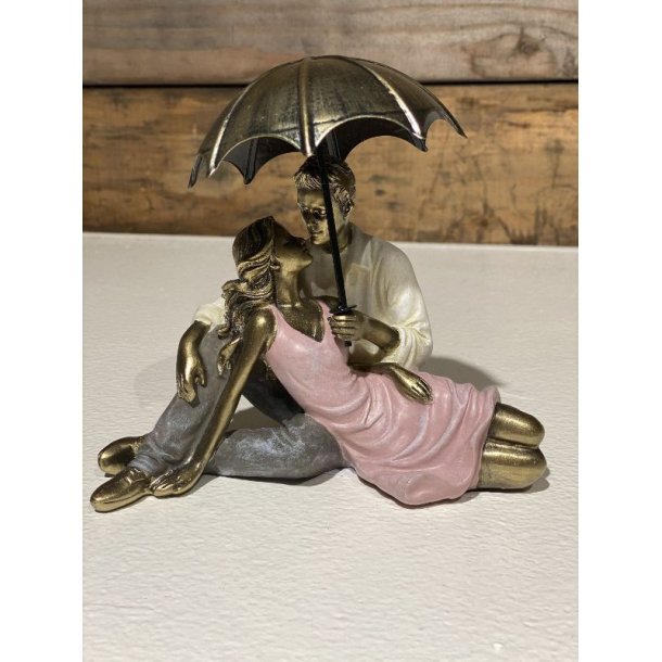 Figur par med paraply str. H15,5 cm