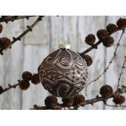 Julekugle creme mocca med sm guld perler som glimmer fra Chic Antique