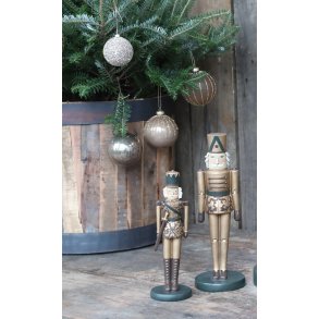 N�ddekn�kker med sv�rd