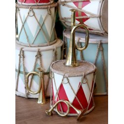 Chic Antique Trompet st-Messing look