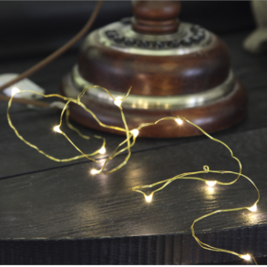 fleksibel kobbertr�d-lysk�de fra Star Trading med 12 LED-lys