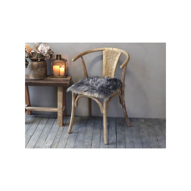 Lammeskind gr imiteret til stol