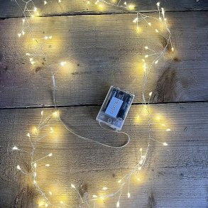 LED-lysk�de med 100 varme hvide lys og sort ledning fra La Vida.