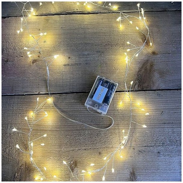 LED-lysk�de med 100 varme hvide lys og sort ledning fra La Vida.