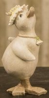 P�ske�lling i polyresin (Varenr. 10585-3) der kigger opad med blomsterdetaljer p� 11,7 cm.