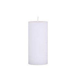 Fritlagt produktbillede af det hvide bloklys Macon p� 15 cm i 100% paraffin med rustik overflade p� hvid baggrund.