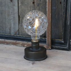 batteridrevet bordlampe i zink med m�nstret glasp�re