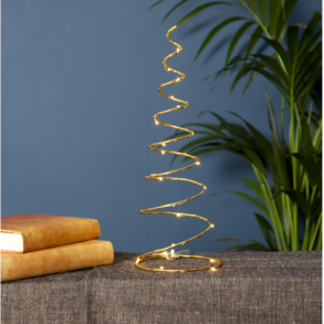 Lyskegle i messing med 25 LED-lys og gennemsigtigt kabel.