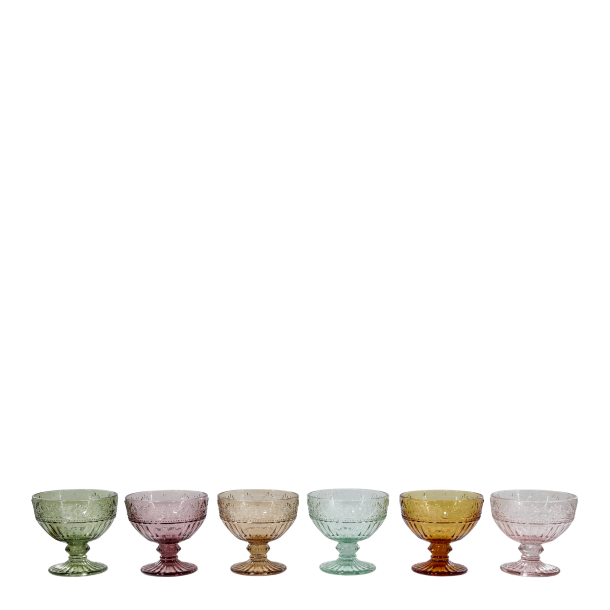 Saint-�milion glas p� fod med m�nster i assorterede farver.