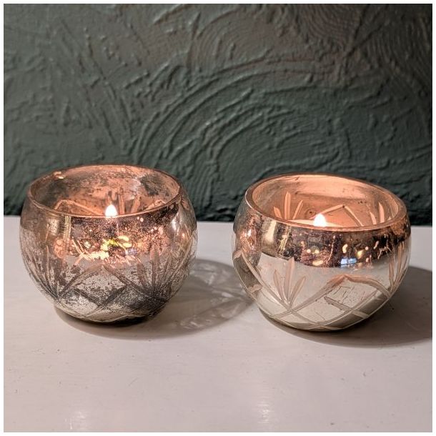 Fyrfadsstage med m�nster