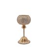 Fritlagt produktbillede af den lille fyrfadsstage p� fod i antik guld metal (31 cm) p� hvid baggrund.