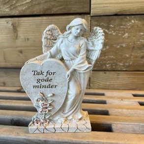 Gravpynt figur med en st�ende engel ved siden af et hjerte med teksten Tak for gode minder.