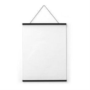 : S�t med matsorte plakatlister i 61 cm bredde monteret med magneter og l�dersnor.