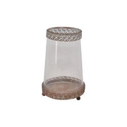 Fritlagt billede af hurricane lysestagen i jern og glas i den antikke sandfarve p� en hvid baggrund.