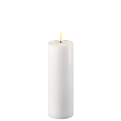 Frilagt hvidt LED bloklys i �gte stearin med t�ndt 3D flamme H15 cm.