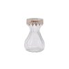 En hyacintvase i glas med en smal hals og rillede detaljer. Vasen har en dekorativ guldkant �verst med sm� metalblade.
