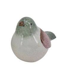 En keramikfugl med rosa striber p� vingerne og gr�nt hoved, der kigger lige frem. St�rrelse: H14 / L19 cm.