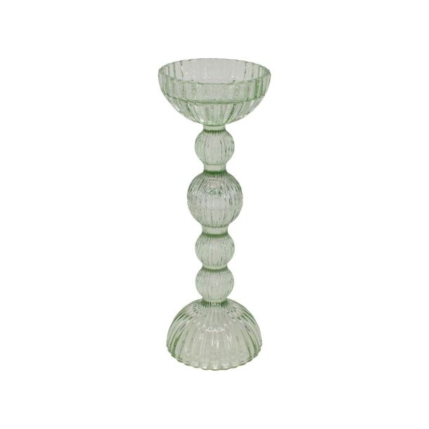 Fritlagt produktbillede af den store gr�nne glaslysestage (H26,5 / �9 cm) p� hvid baggrund.