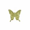 Gr�n dekorationssommerfugl i dobbelt organza-stof med similisten og glimmer, fritlagt p� hvid baggrund.