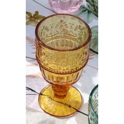 Vinglas med mnster 